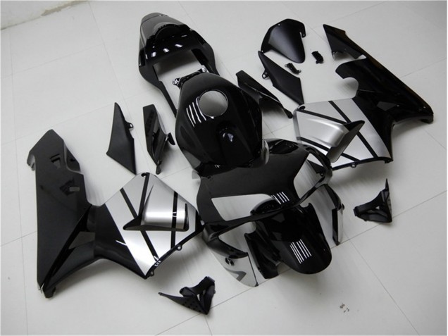 Honda CBR 600 RR 03-04 Motorrad Verkleidungen - Schwarz Silber Honda CBR 600 RR 03-04 Motorrad Verkleidungen - Schwarz Silber