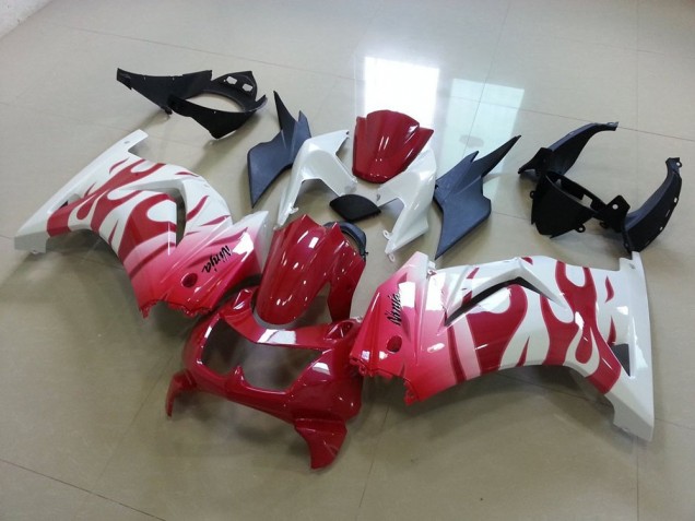 Kawasaki ZX 250R 08-12 Motorrad Verkleidungen - Rosarote Flamme Kawasaki ZX 250R 08-12 Motorrad Verkleidungen - Rosarote Flamme