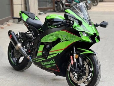 Großhandel Kawasaki ZX10R Motorrad Verkleidung 2021-2025 - Grun Schwarz Rot Streifen